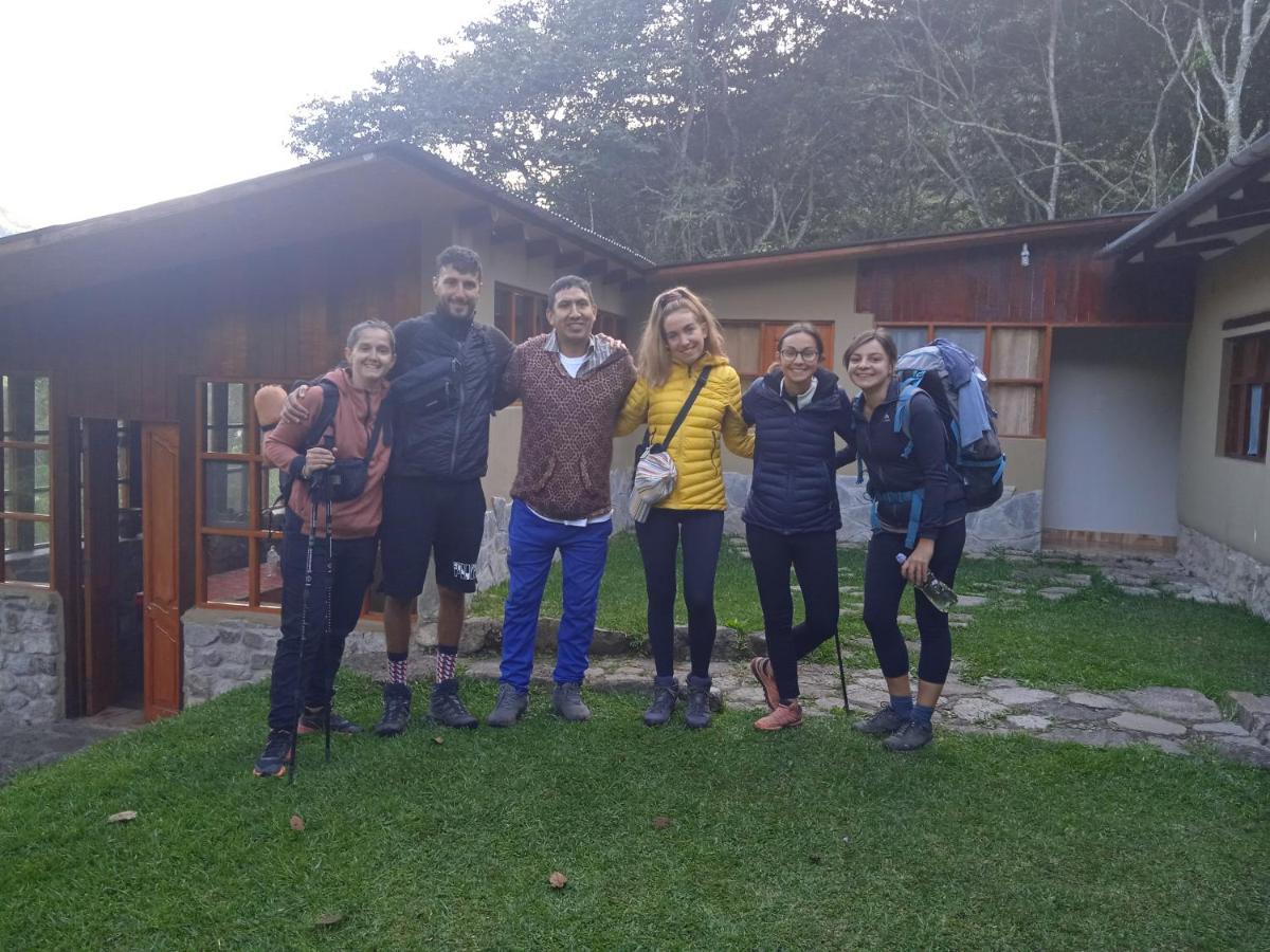 Lia B&B Lucmabamba Sahuayaco Exteriör bild