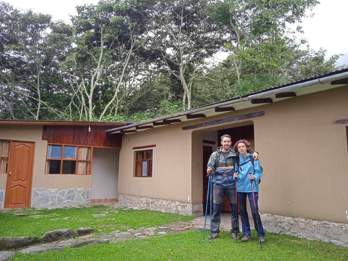 Lia B&B Lucmabamba Sahuayaco Exteriör bild